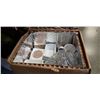 Image 2 : 3 boxes of collectable glass ware and ceramics