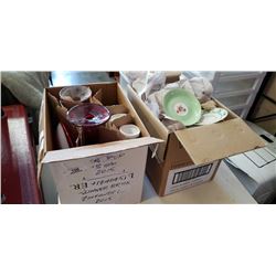 BOX OF CHINA, SPODE FIGURES, ART GLASS VASES