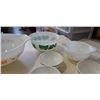 Image 3 : PYREX MIXING BOWLS, BAKING DISH AND 4 SMALL PYREX BOWLS