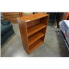 Image 2 : MAPLE BOOKSHELF - APPROX 44 INCHES