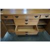 Image 8 : 5 DRAWER VILAS MAPLE SERVER