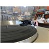 Image 2 : JVC TURNTABLE L-A11