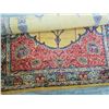 Image 2 : 5'x8' fringed area rug