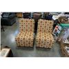 Image 1 : 2 SQUARE PATTERN ACCENT CHAIRS