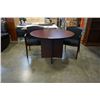 Image 8 : ROUND MAHOGANY FINISH TABLE WITH 2 CHAIRS