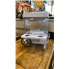 Image 2 : OLD FASION CARNIVAL SNOW CONE MAKER