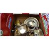 Image 2 : SILVER PLATE CREAMS AND SUGARS