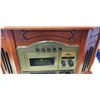 Image 2 : VICTORIA 3 TURNTABLE, CD, TAPE RADIO PLAYER