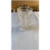 Image 8 : 2 GLASS PEDESTAL BOWLS AND VASES