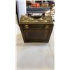 Image 8 : 2 jewelry chests and ceramic teapot