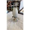 Image 2 : FINGER OIL LAMP WITH FROSTED GLASS FLUTE