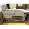 Image 1 : Black and Decker Crisp n' Bake Large Capacity Air Fry Convection Oven