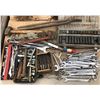 Image 1 : LOT OF TOOLS