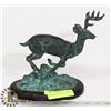 Image 1 : GREEN BRONZE DEER STATUE