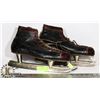 Image 1 : PAIR OF ANTIQUE MEN'S SKATES