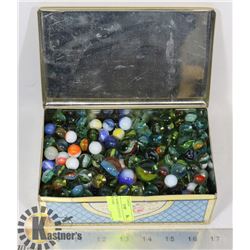 TIN OF MARBLES AND SNAP AND SCORE GAME