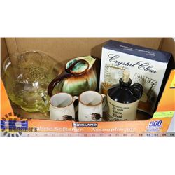 BOX OF CERAMIC AND GLASS WARE