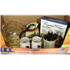 Image 1 : BOX OF CERAMIC AND GLASS WARE