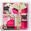 Image 1 : NEW CHERRY BLOSSOM 4PC BATH GIFT SET