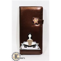 NEW SHAG WEAR WOMENS WALLET