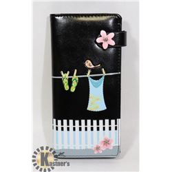 NEW SHAG WEAR WOMENS WALLET
