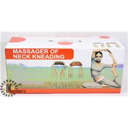 MASSAGER OF NECK KNEADING IN  BOX