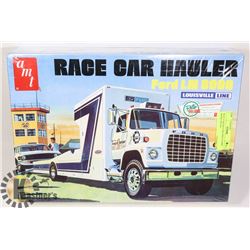 RACE CAR HAULER FORD LN 8000 MODEL TRUCK