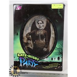 HALLOWEEN BATTERY POWERED LIGHT UP PICTURE