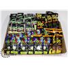 Image 1 : FLAT OF GLOW STICKS/ MOUTH PIECES