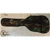 Image 1 : CAMO DESIGNED SOFT GUITAR CARRYING CASE