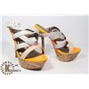 Image 1 : ORANGE WITH SILVER TRIM STILETTOS, SIZE - 7