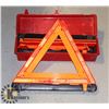 Image 1 : EMERGENCY WARNING TRIANGLE FLARE KIT