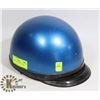 Image 1 : VINTAGE BLUE RIDING HELMET