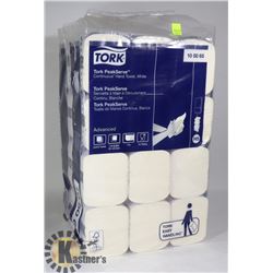 CASE OF TORK PEAK SERVE CONTINUOUS HAND TOWEL