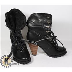 NEW PAIR OF ALFRED SUNG INSULATED