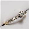 Image 5 : 49) 18KT YELLOW GOLD DIAMOND RING. SIZE 6