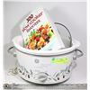 Image 1 : G.E. 5 QUART SLOW COOKER