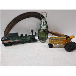 LOT OF VARIOUS VINTAGE COLLECTIBLES