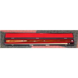 STRAIGHT DUFFERIN 19 OZ POOL STICK WITH CASE PRO