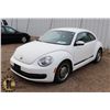 Image 2 : 2012 VOLKSWAGEN BEETLE HATCHBACK