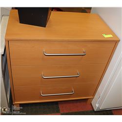 DRESSER- 3 DRAWER VENEER 16" X 27.5" X 29"