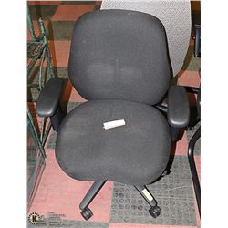 NEW BLACK HYDRAULIC LIFT OFFICE CHAIR