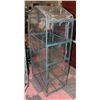 Image 1 : INDOOR GREEN HOUSE- 4 SHELF WITH ZIPPERED COVER