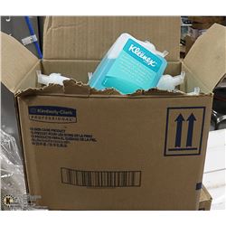 CASE WITH SIX 1 LITRE BOTTLES OF KLEENEX FOAM HAND