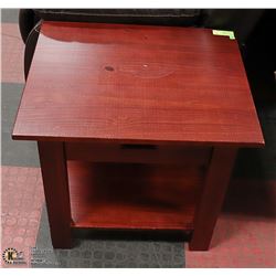 WOOD SIDE TABLE 24" X 20" X 22"