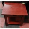 Image 1 : WOOD SIDE TABLE 24" X 20" X 22"