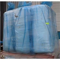 PALLET OF TREXO SORBANT ROLLS