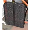 Image 1 : WROUGHT IRON FIRE SCREEN OPENS TO 48"