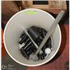 Image 1 : PAIL WITH LARGE RATCHETS AND SOCKETS