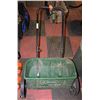 Image 1 : SCOTTS ACCU GREEN 3000 SEED/ FERTILIZER SPREADER